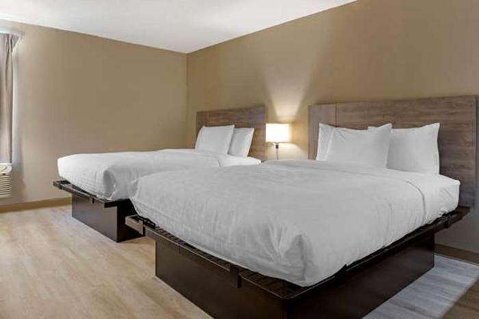 Suburban - Crabtree Valley 2* Raleigh